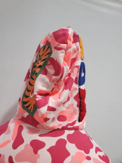 BAPE Color Camo Shark Zip Hoodie Pink review Stockxkicks 04