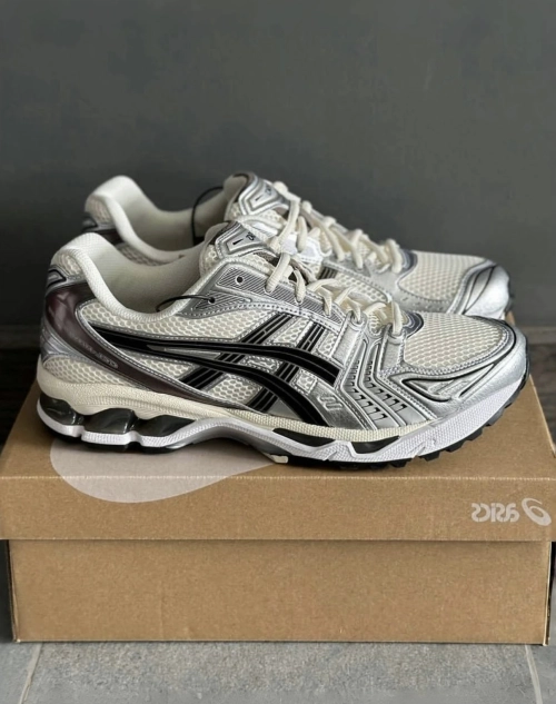 【Top PK God Batch】ASICS Gel-Kayano 14 Cream Black Metallic Plum 1201A019-108 review 