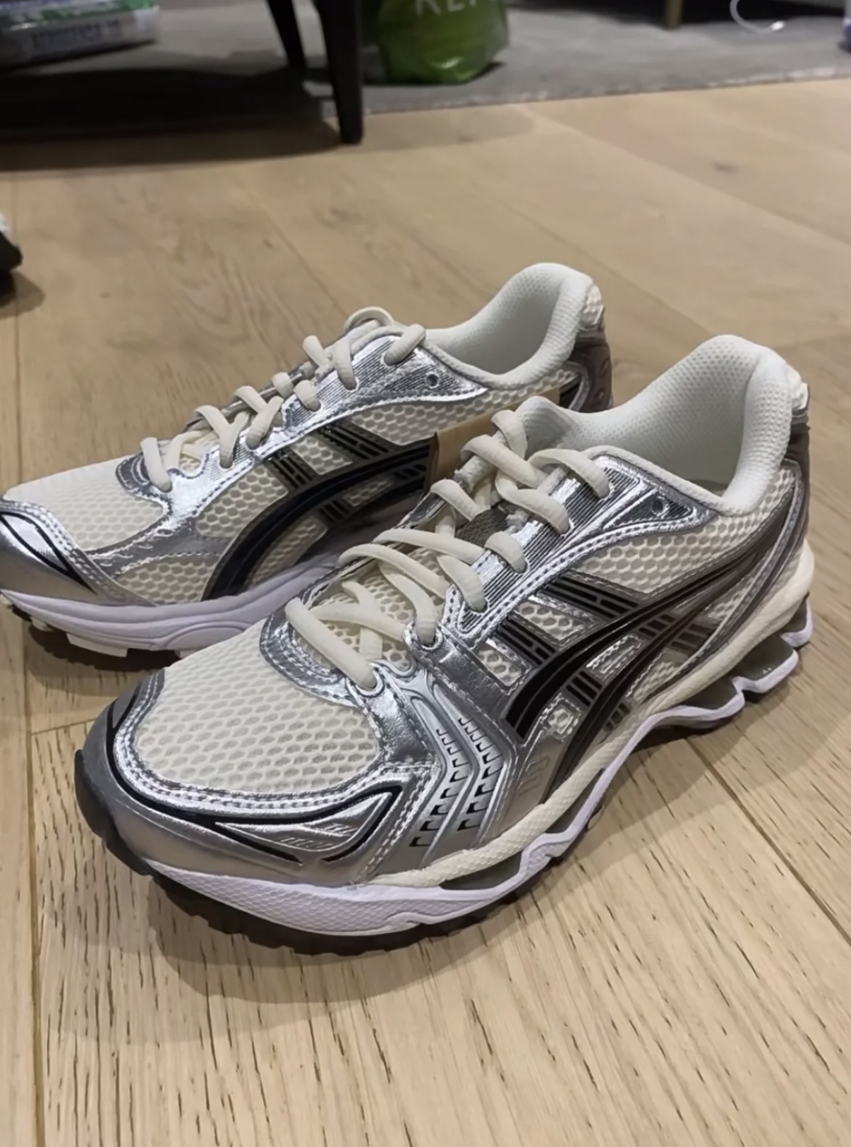 ASICS Gel-Kayano 14 Cream Black Metallic Plum 1201A019-108 review Immanuel Isaie