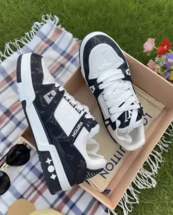 Louis Vuitton Trainer Black And White Cloth Cover VL1202 review Anterius Gaffney