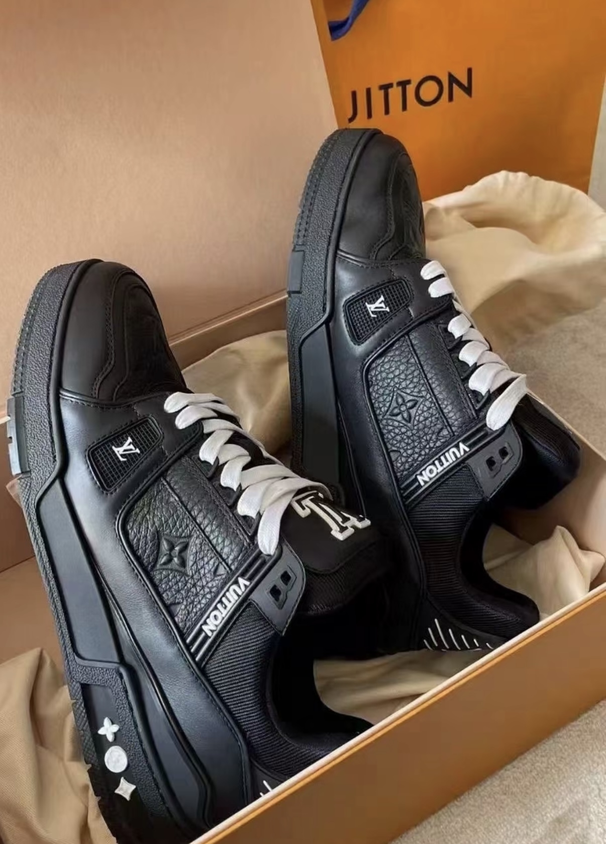 Louis Vuitton Trainer All Black Embossing 1AARER review Bilai Denim