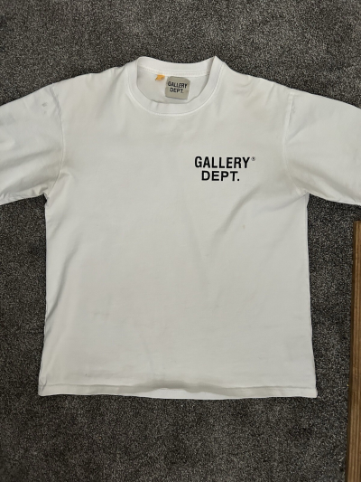 GALLERY DEPT. SOUVENIR T-SHIRT WHITE review Tiffany Campbell