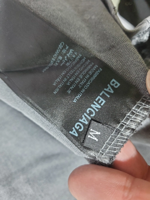 Balenciaga Back T-shirt Medium Fit In Grey review 