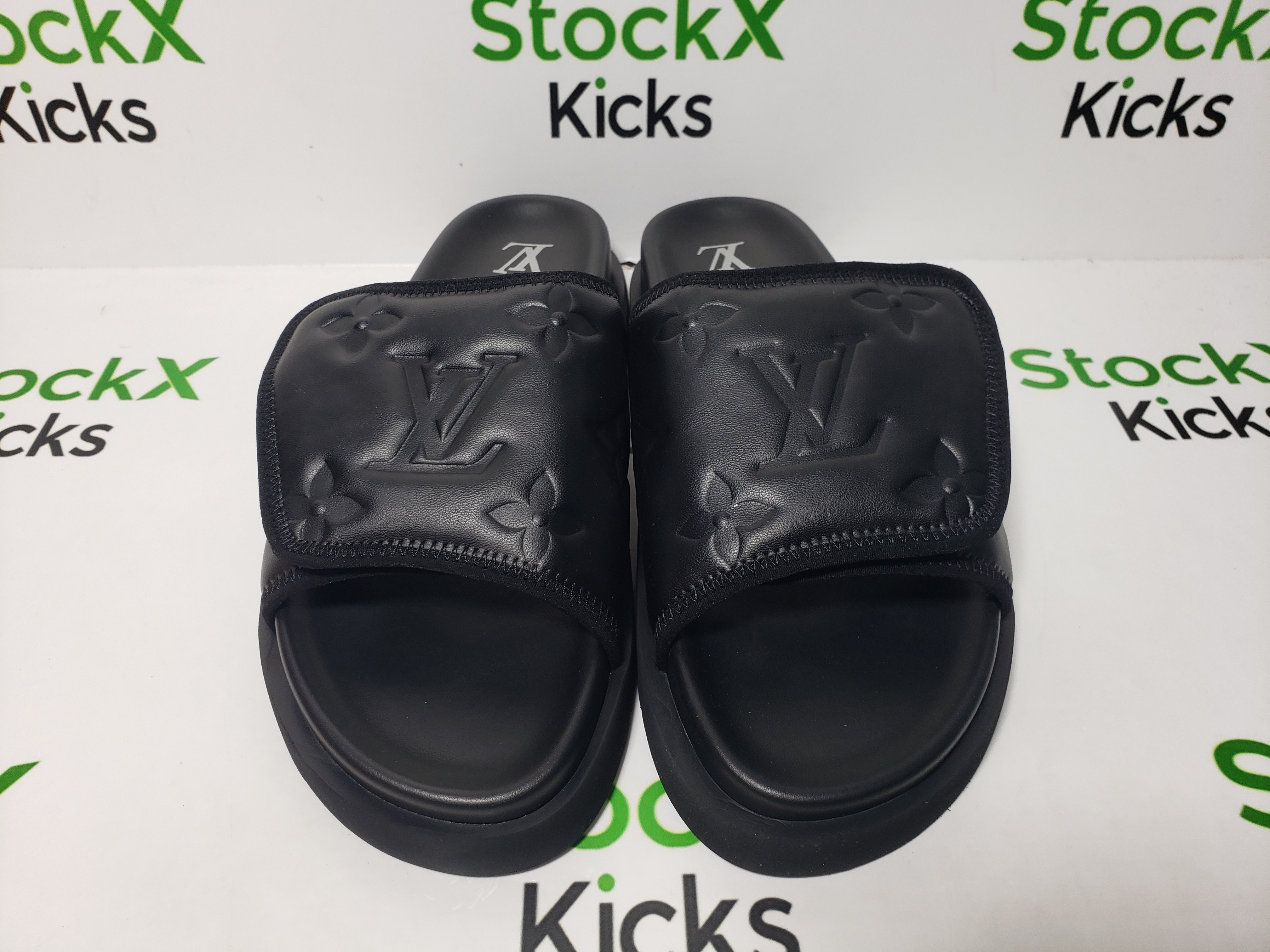 LOUIS VUITTON Miami Black embossing review Stockxkicks 01