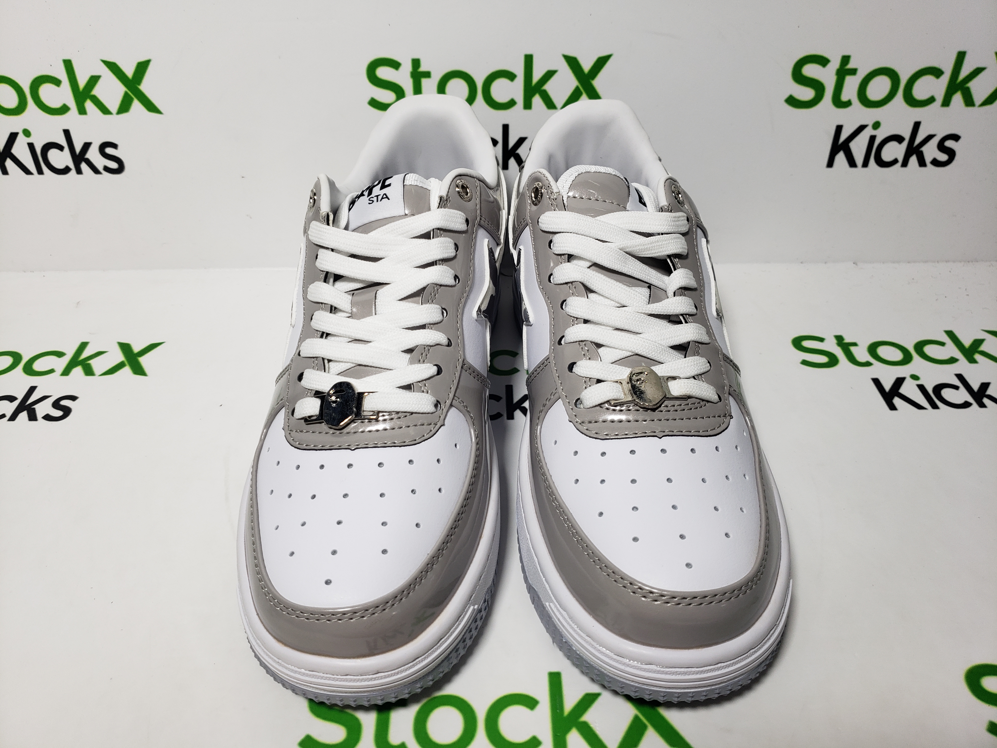 A Bathing Ape Bape Sta Low White Grey Mirror Surface review Stockxkicks 01