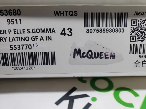 Alexander McQueen Oversized Graffiti White Black review 