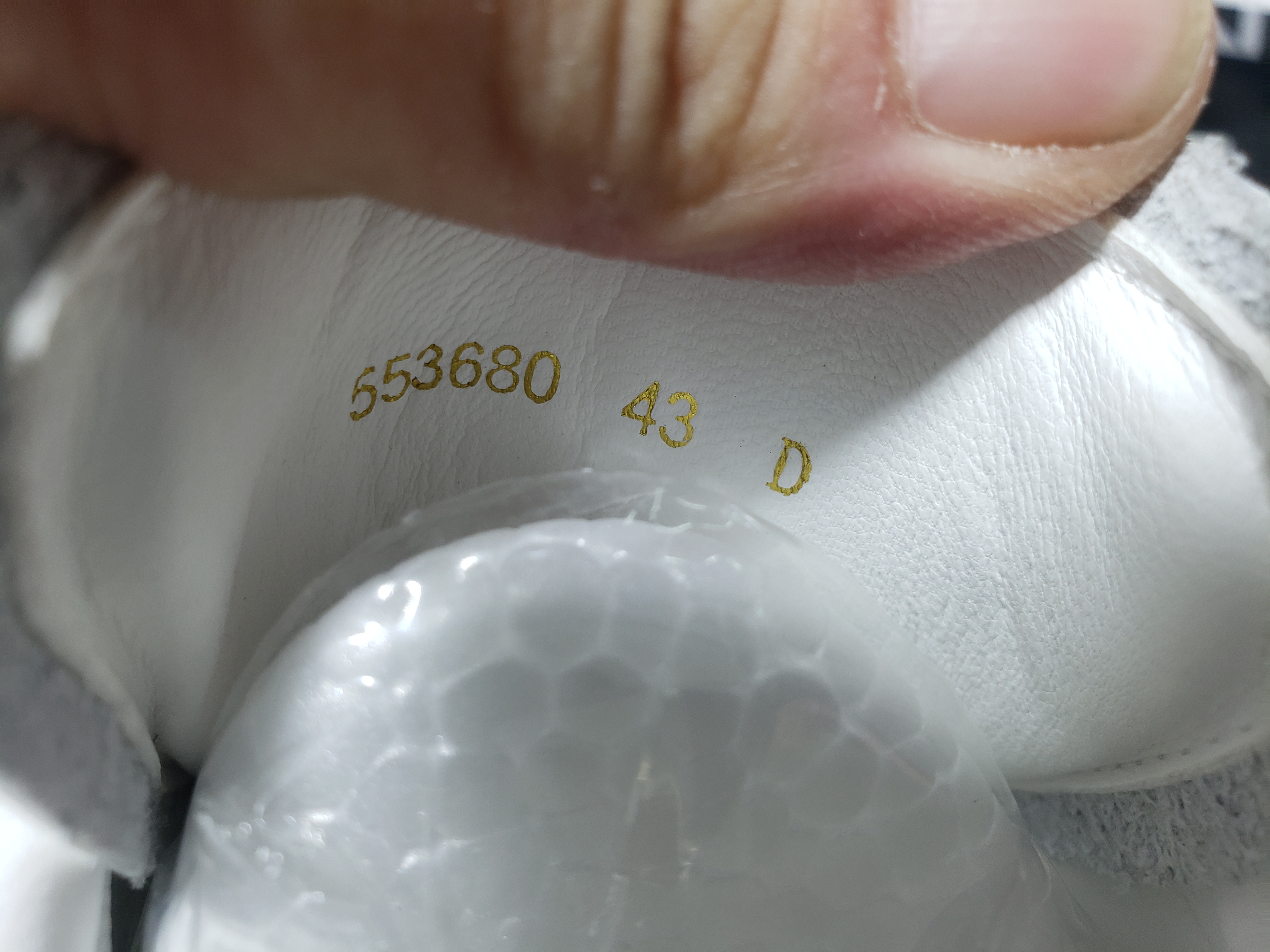 Alexander McQueen Oversized Graffiti White Black review Stockxkicks 03