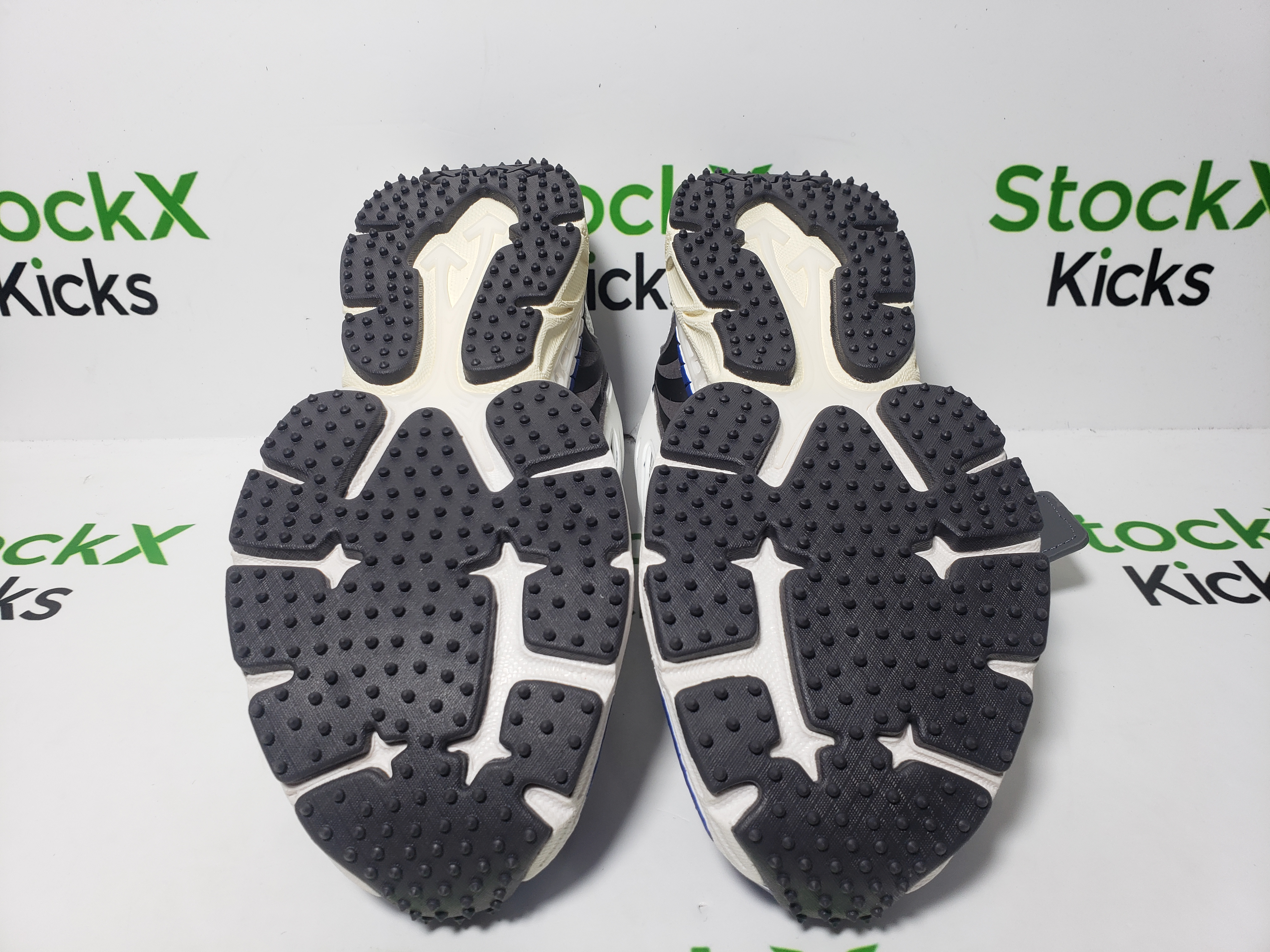 Off White Be Right Back Sneakers Deep Blue White OMIA295F24 FAB00 10145 review Stockxkicks 04