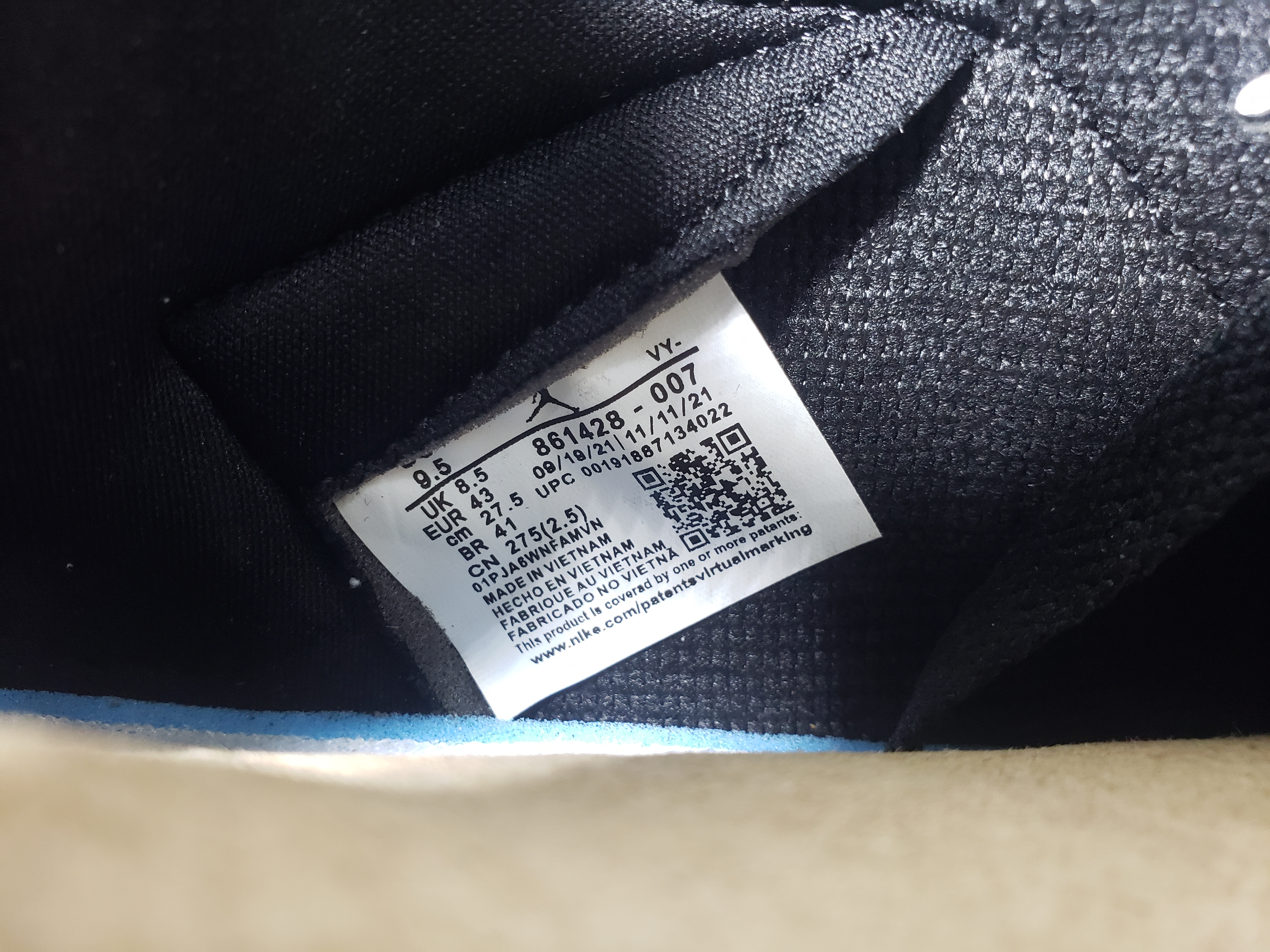 PK God Batch Air Jordan 1 Retro High NRG Patent Gold Toe 861428-007 review Stockxkicks 03