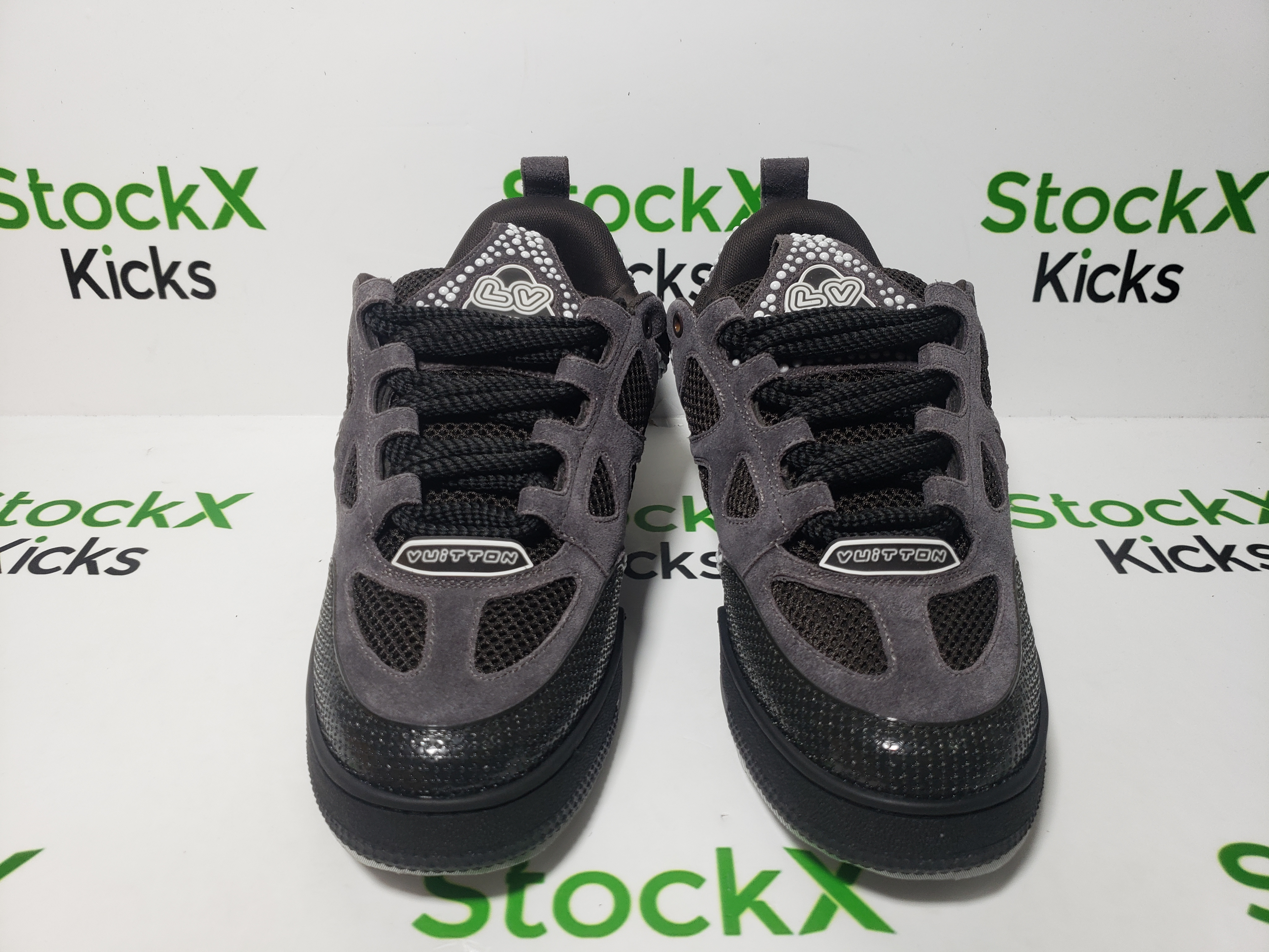 Louis Vuitton Skate Sneaker Black Grey 1ACEI8 review Stockxkicks 01