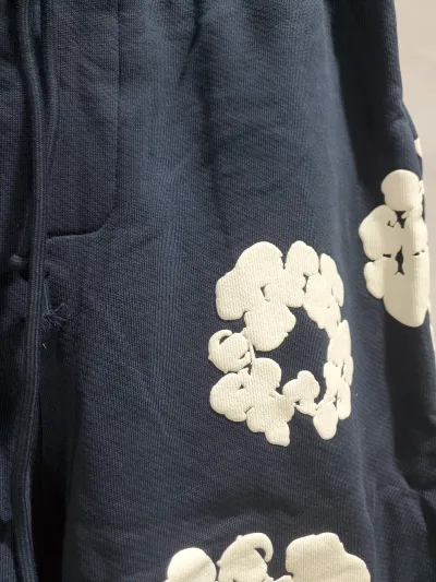 Denim Tears The Cotton Wreath Shorts Navy review Stockxkicks 03