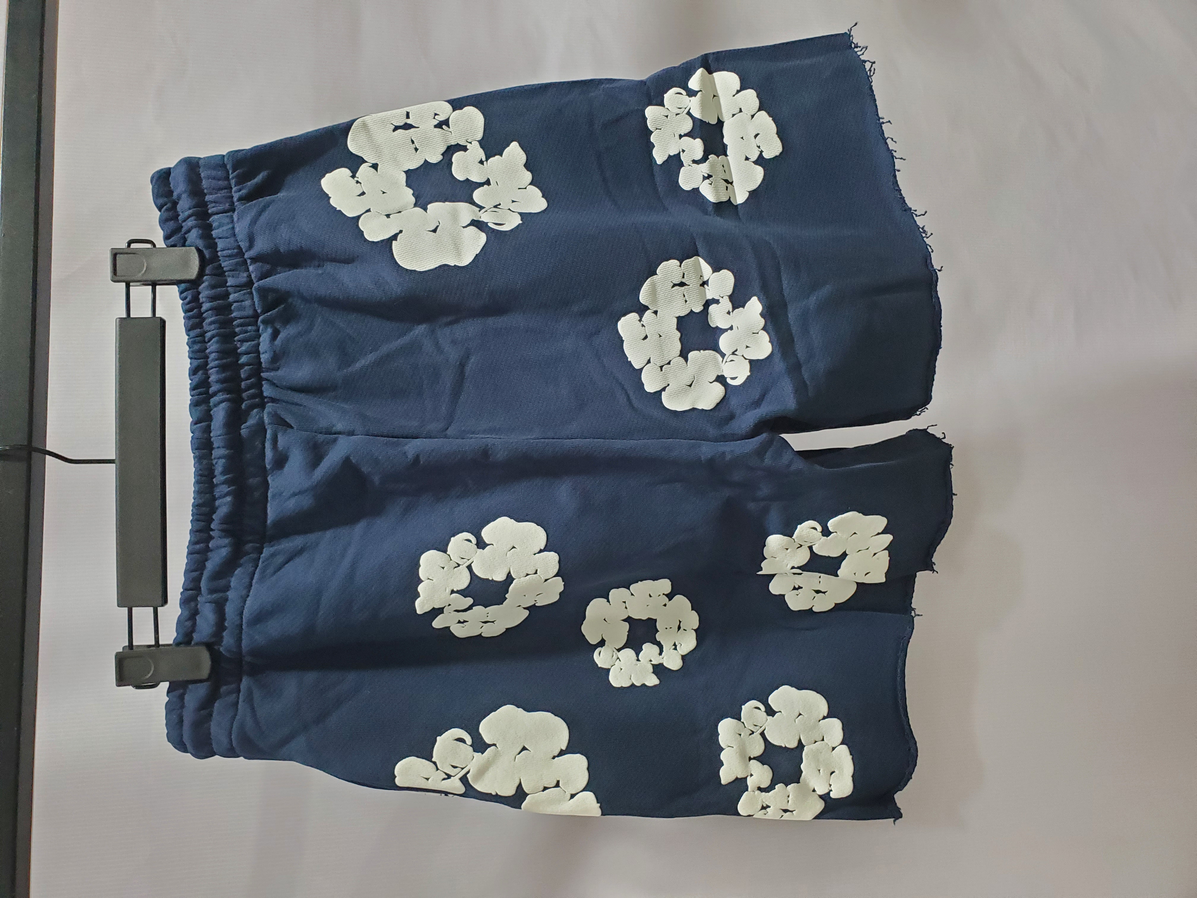 Denim Tears The Cotton Wreath Shorts Navy review Stockxkicks 04