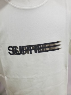 Supreme T-Shirt B352 review Stockxkicks 03