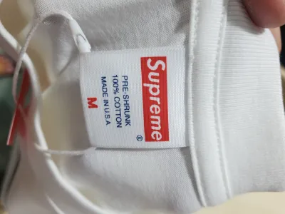 Supreme T-Shirt B352 review Stockxkicks 00