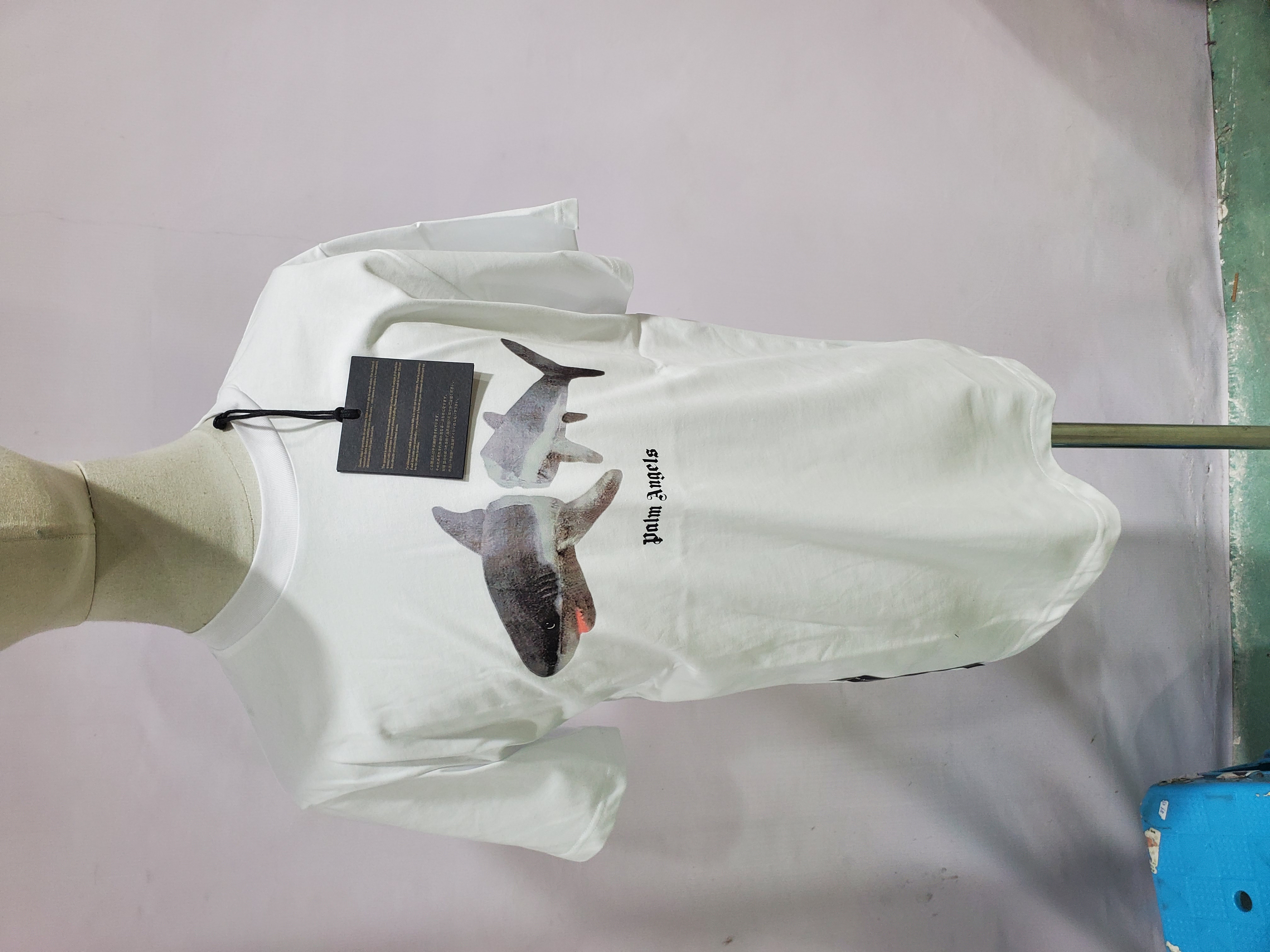 Palm Angels Broken Tail Shark T-shirt review Stockxkicks 01