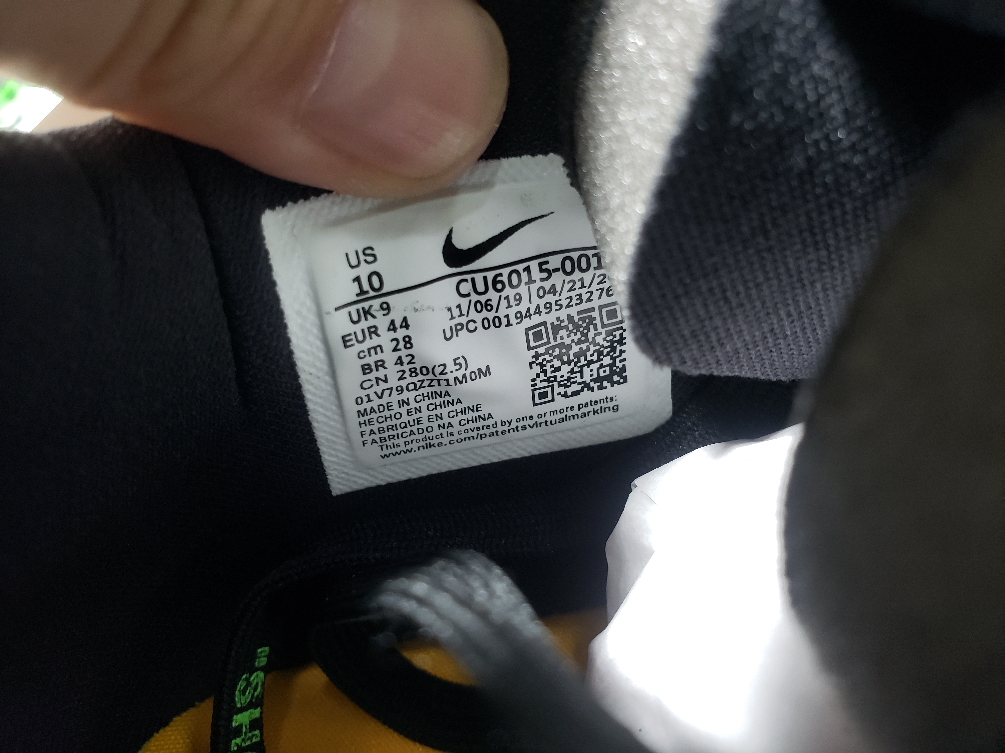 LJR Batch Nike Air Rubber Dunk Off-White Green Strike CU6015-001 review Stockxkicks 03