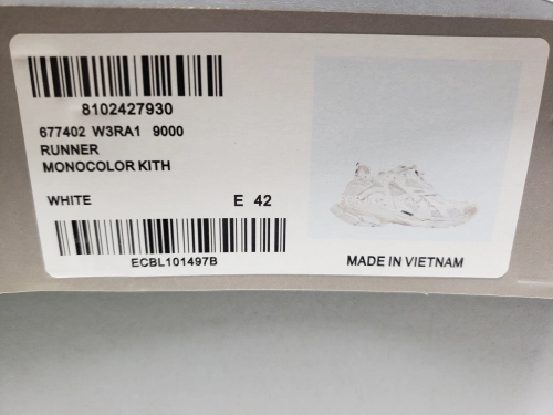 Balenciaga Runner Sneaker White 677402 W3RB1 9000 review 
