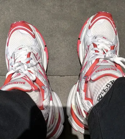 Balenciaga Runner Blue White Red 677402 W3RB2 9060 review Jason Gordon