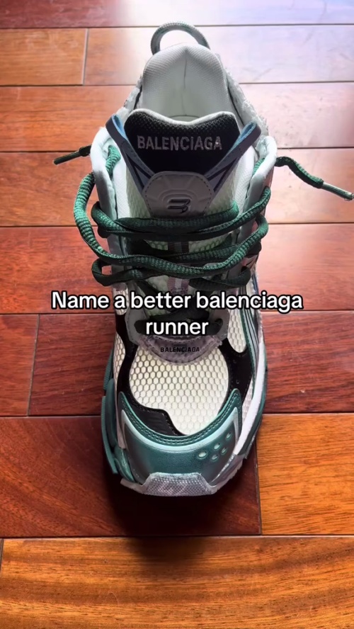 Balenciaga Runner Sneaker White Green Blue 772774 W3RMU 9034 review kobe