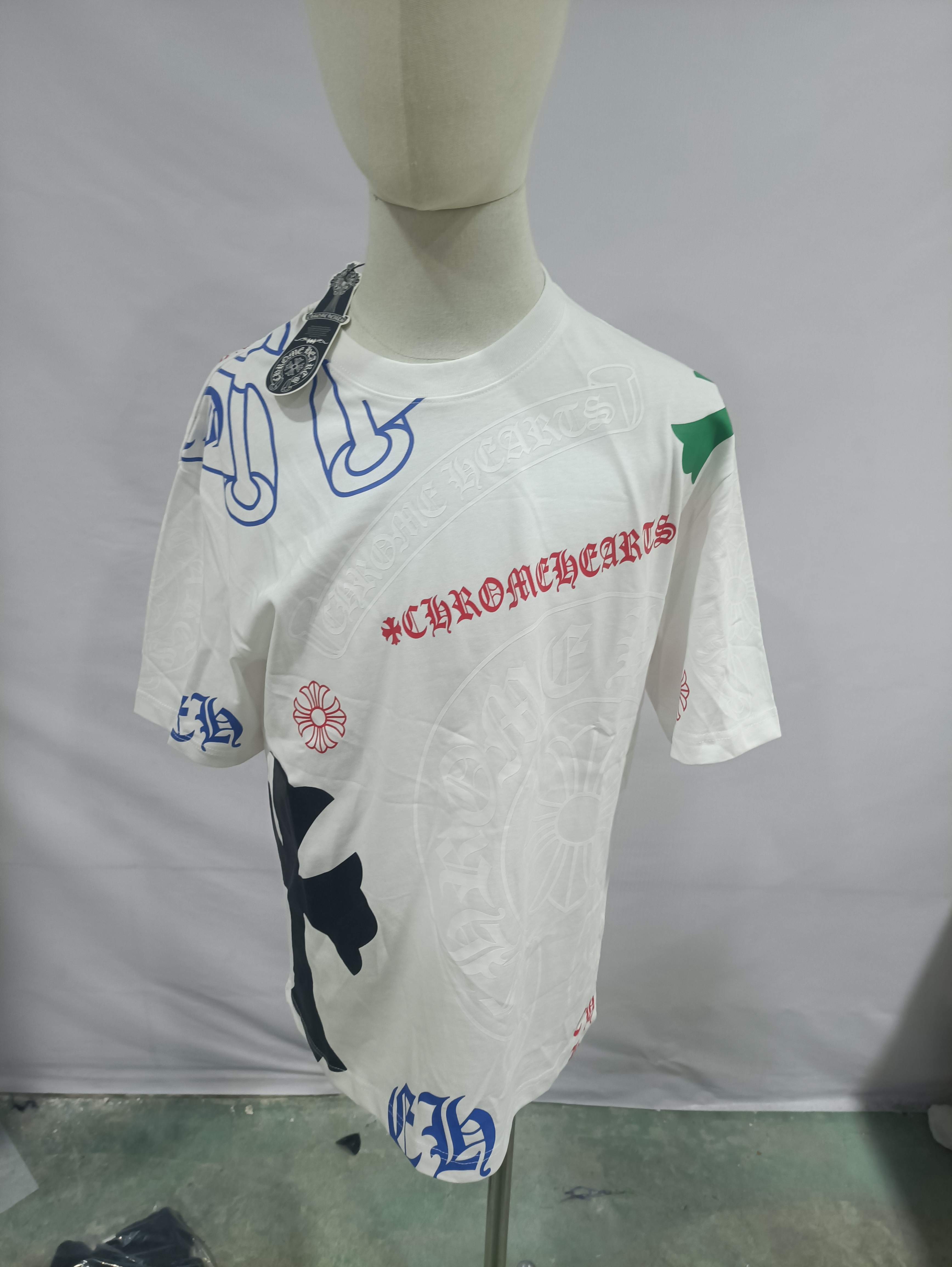 CHROME HEARTS Colored Letters T-Shirt review stockxkicks 02