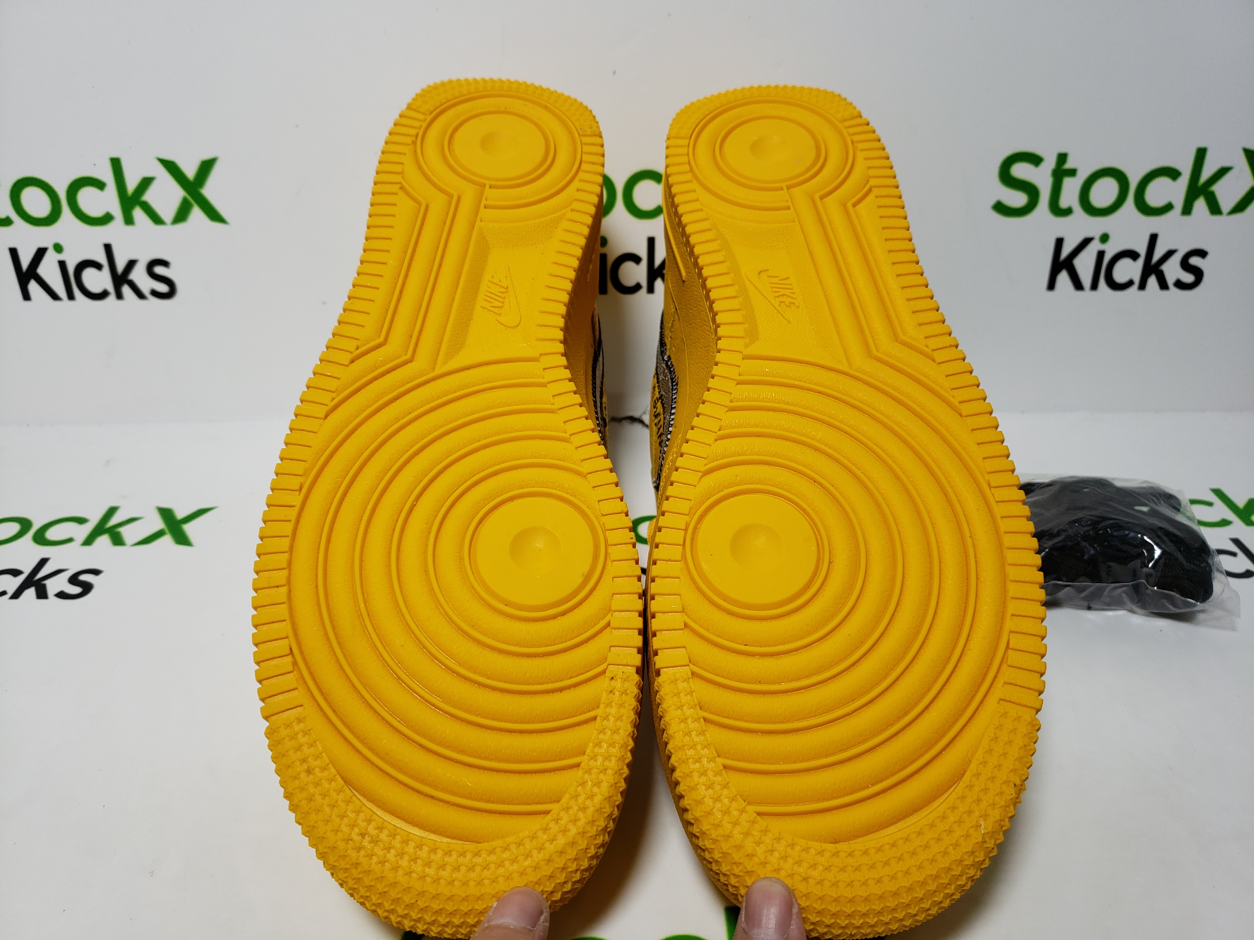 PK God Batch Nike Air Force 1 Low OFF-WHITE University Gold Metallic Silver DD1876-700 review stockxkicks 04