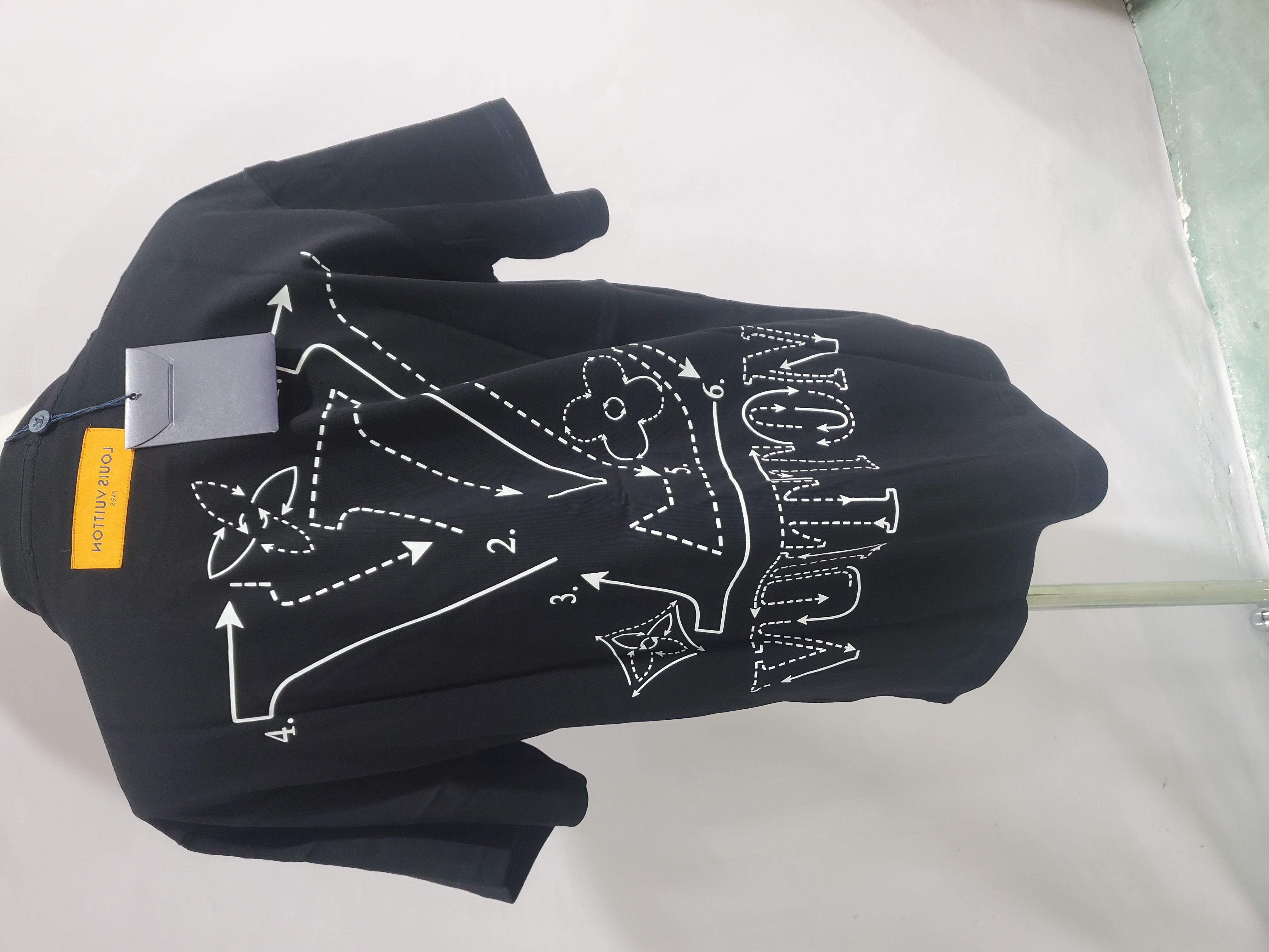 Louis Vuitton T-Shirt 204851 review stockxkicks order QC photos 02