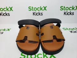 Hermes Chypre Sandal Khaki Black review stockxkicks 02
