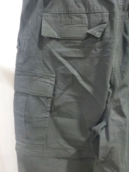 Balenciaga Removable Cargo Pants Black CK WH3902024027 review 