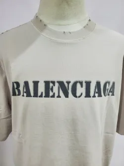 Balenciaga Unisex Stencil Type Medium-fit T-shirt in Vintage-jersey review stockxkicks 02