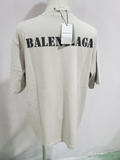 Balenciaga Unisex Stencil Type Medium-fit T-shirt in Vintage-jersey review stockxkicks 02