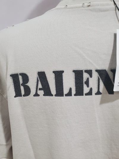 Balenciaga Unisex Stencil Type Medium-fit T-shirt in Vintage-jersey review stockxkicks 03