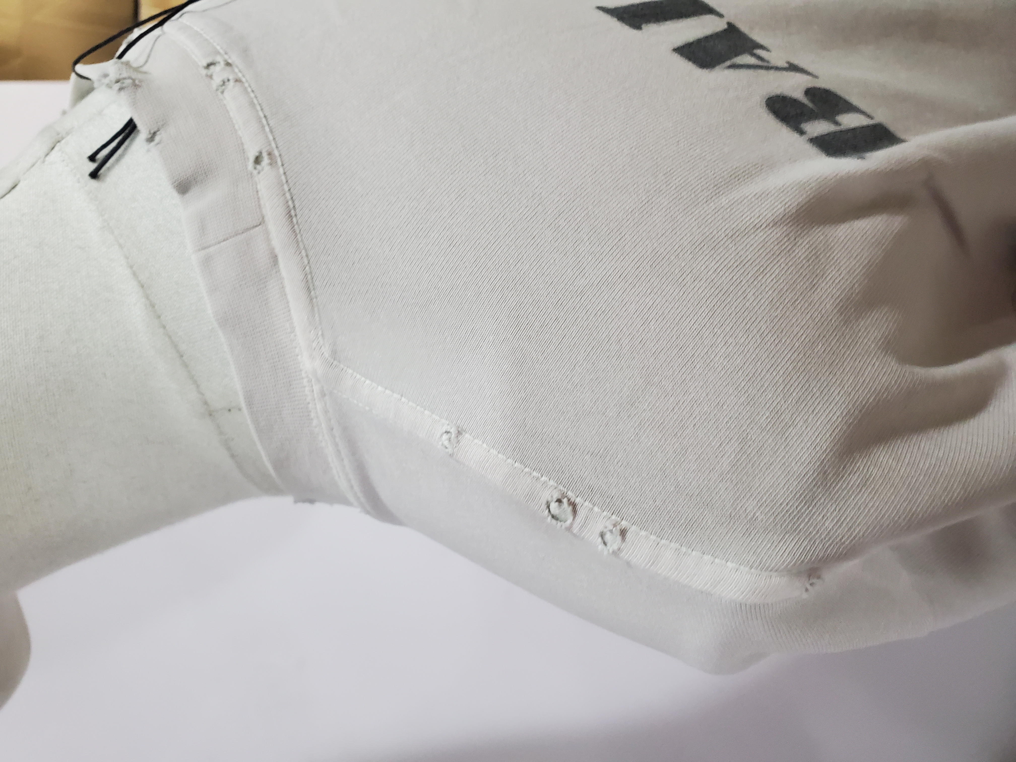 Balenciaga Unisex Stencil Type Medium-fit T-shirt in Vintage-jersey review stockxkicks 04