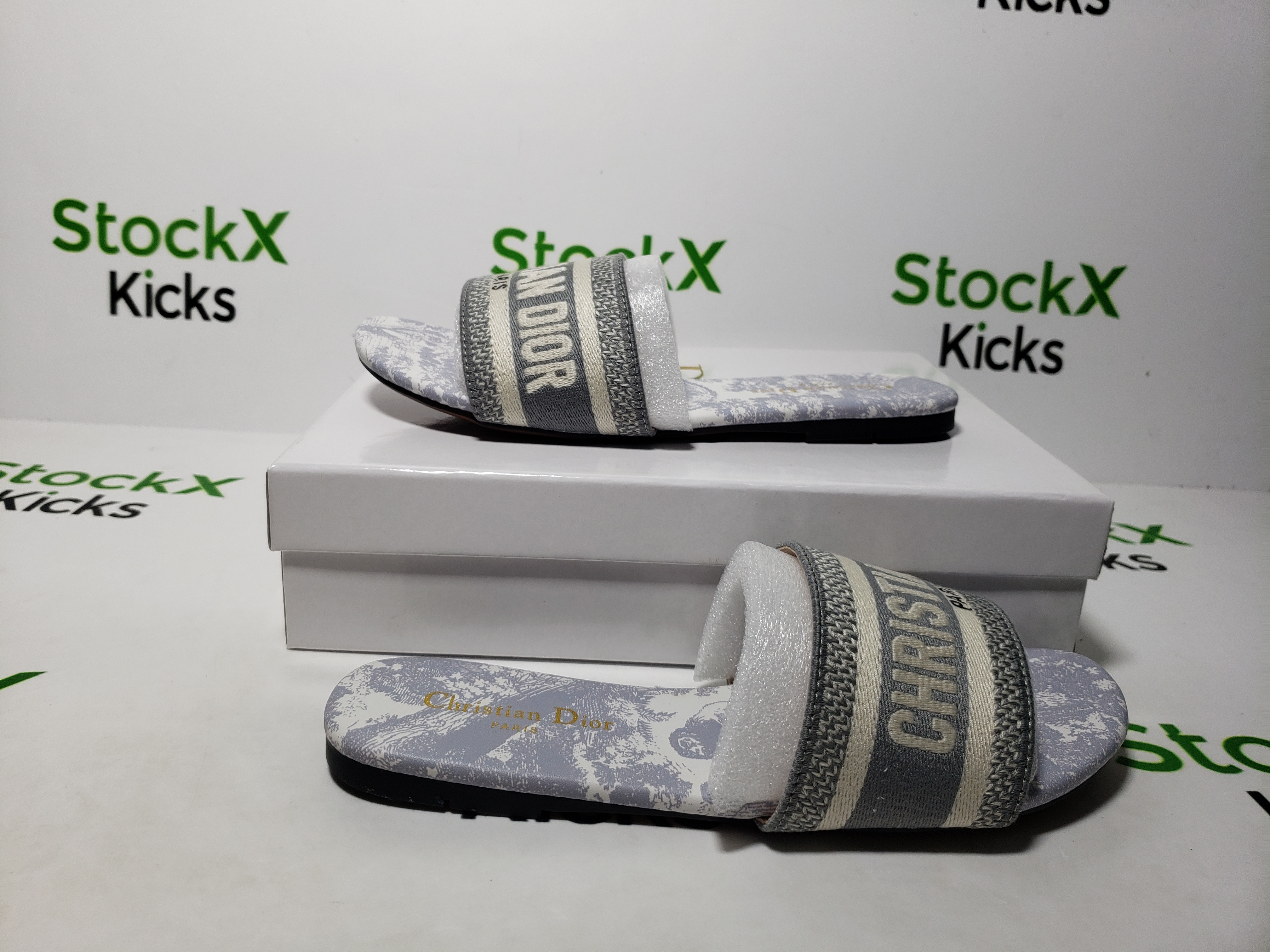 DIOR Classic Dway Slide Rose Grey review stockxkicks 01