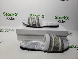 DIOR Classic Dway Slide Rose Grey review stockxkicks 02