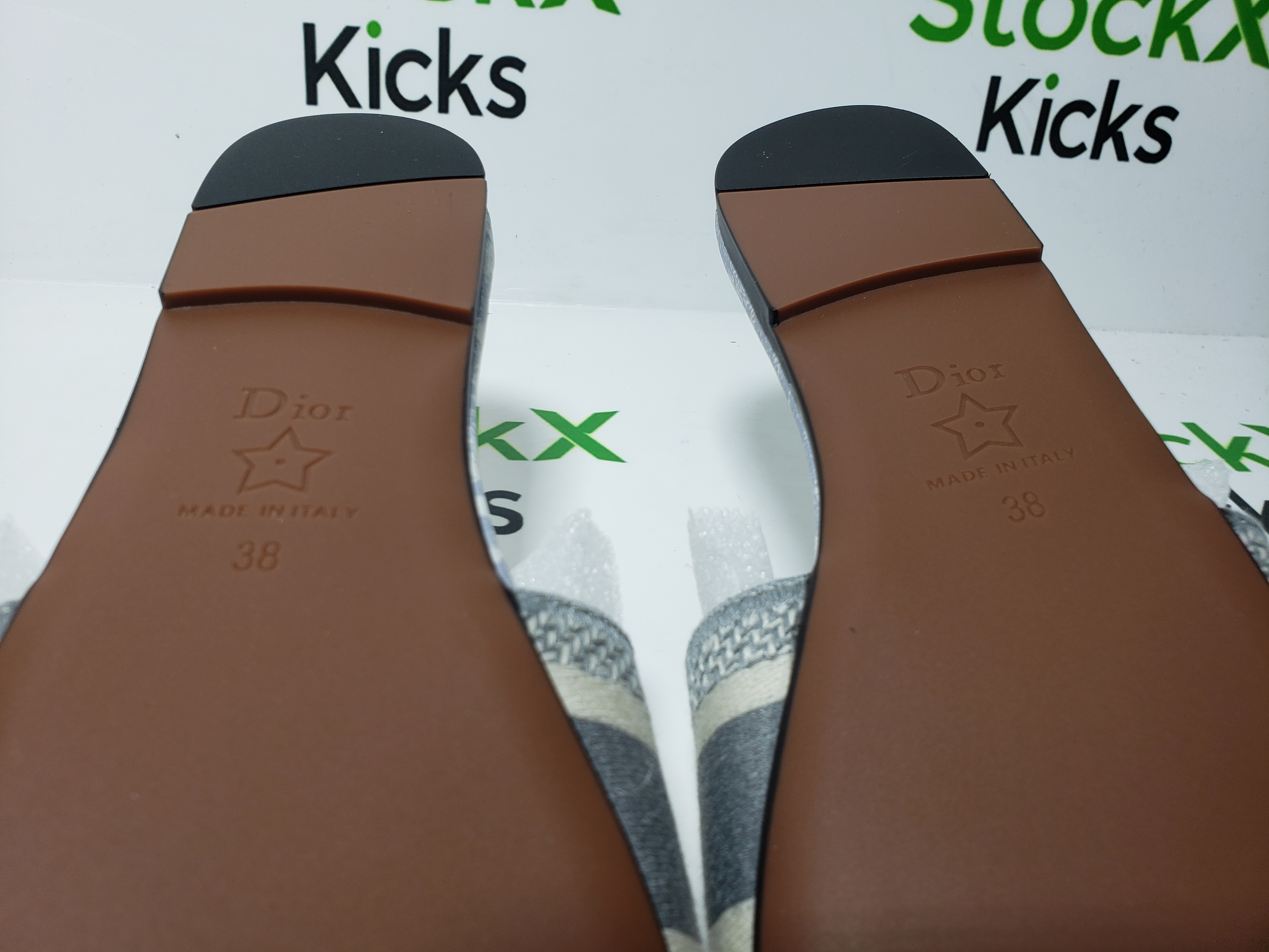 DIOR Classic Dway Slide Rose Grey review stockxkicks 06