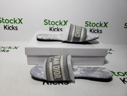 DIOR Classic Dway Slide Rose Grey review stockxkicks 03
