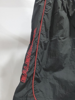 Balenciaga Nylon Shorts for Men 814568 TRO321000 review stockxkicks 03