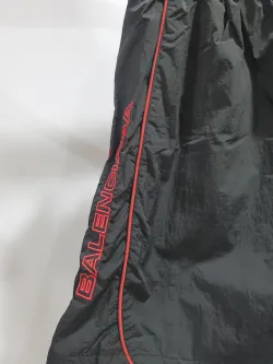 Balenciaga Nylon Shorts for Men 814568 TRO321000 review stockxkicks 03