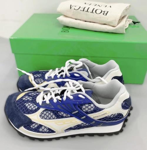 Bottega Veneta Orbit Dark Blue review 