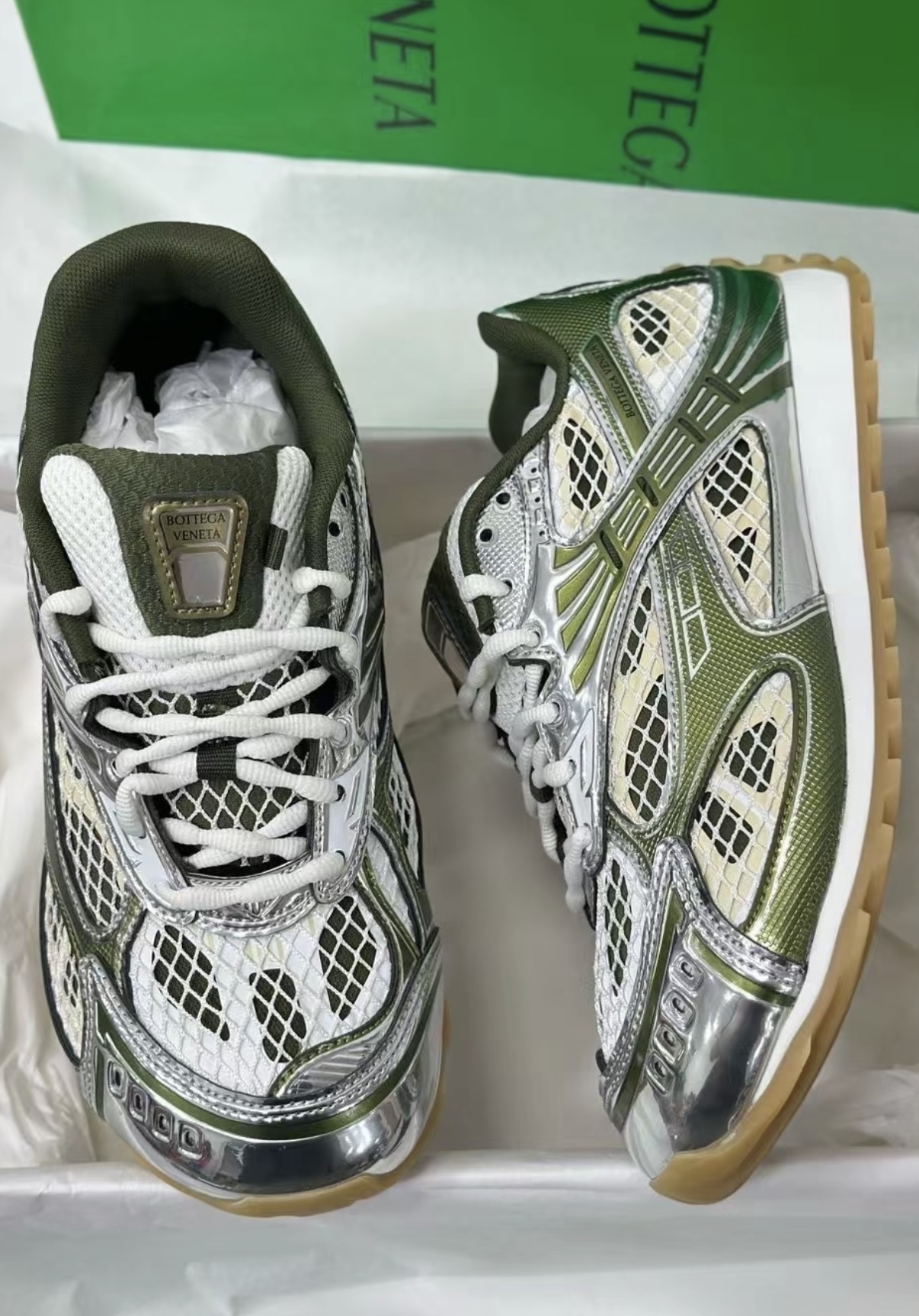 Bottega Veneta Orbit Olive Green review ethan thomas