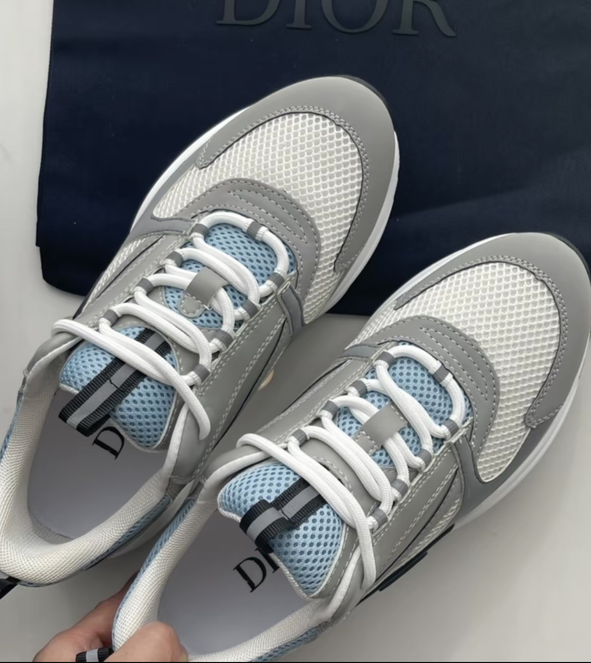 Dior B22 White Blue 3SN231YXX_H865 review Jaden Gross