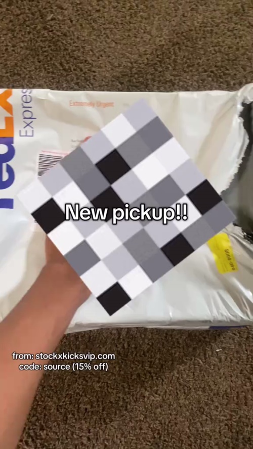 Balenciaga Runner Black White 677403W3RB29010 review 