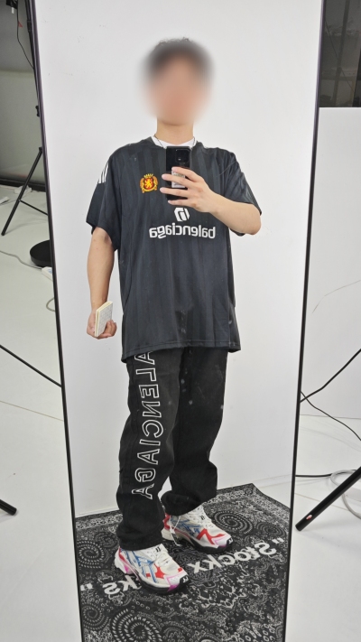Balenciaga Side Logo Letter Embroidery Single-Breasted Jeans review stockxkicks