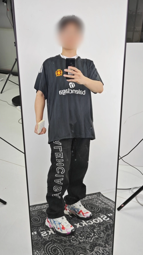 Balenciaga AD Manchester United Short-Sleeved Jersey review 