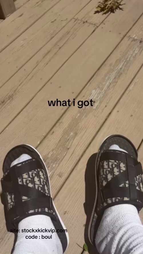 DIOR ALPHA Sandals 3SA081YXV_H961 review 