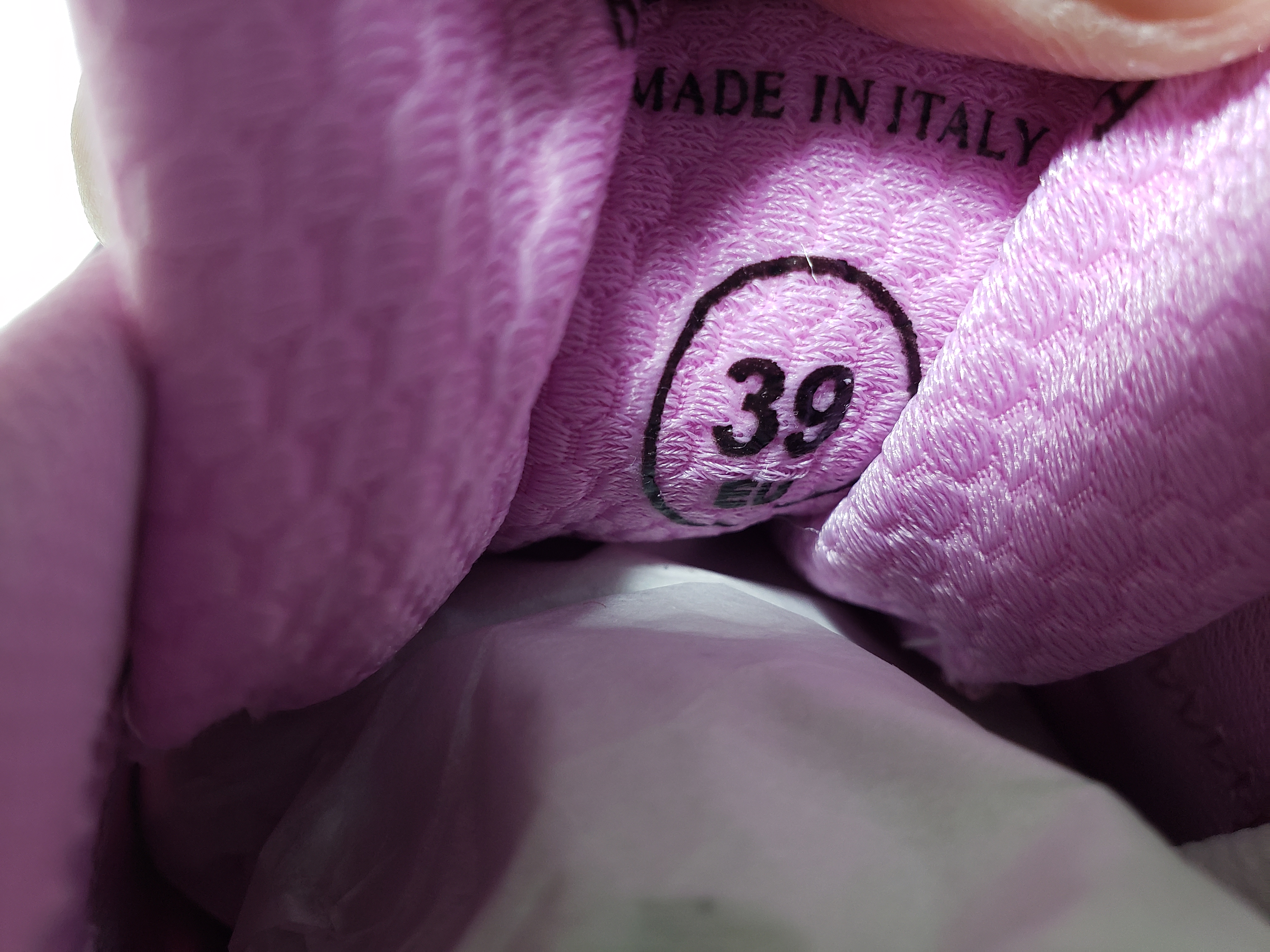 Bottega Veneta Orbit Pink （WOMEN） review Stockxkicks 03