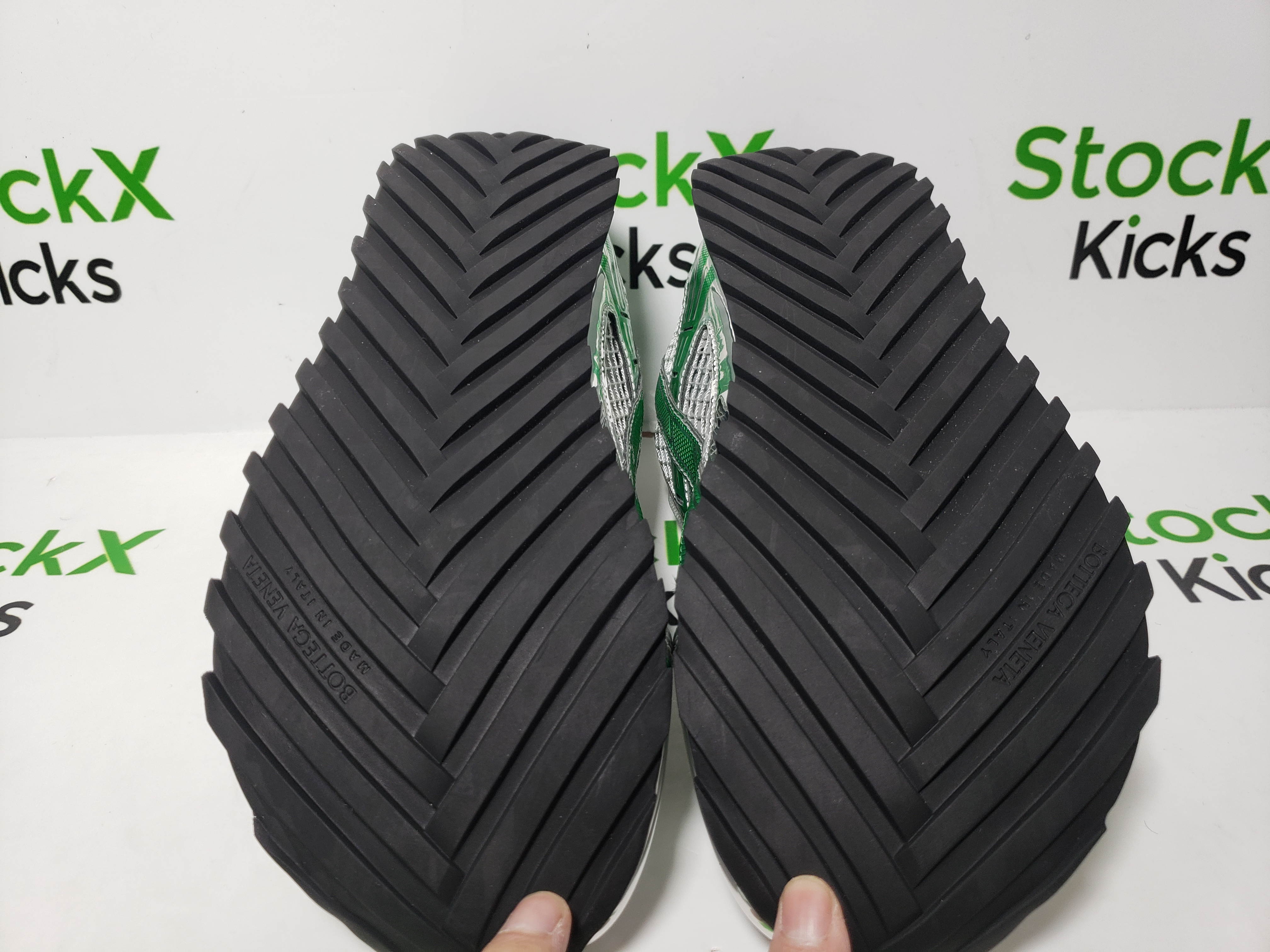 Bottega Veneta Orbit Green review Stockxkicks 04