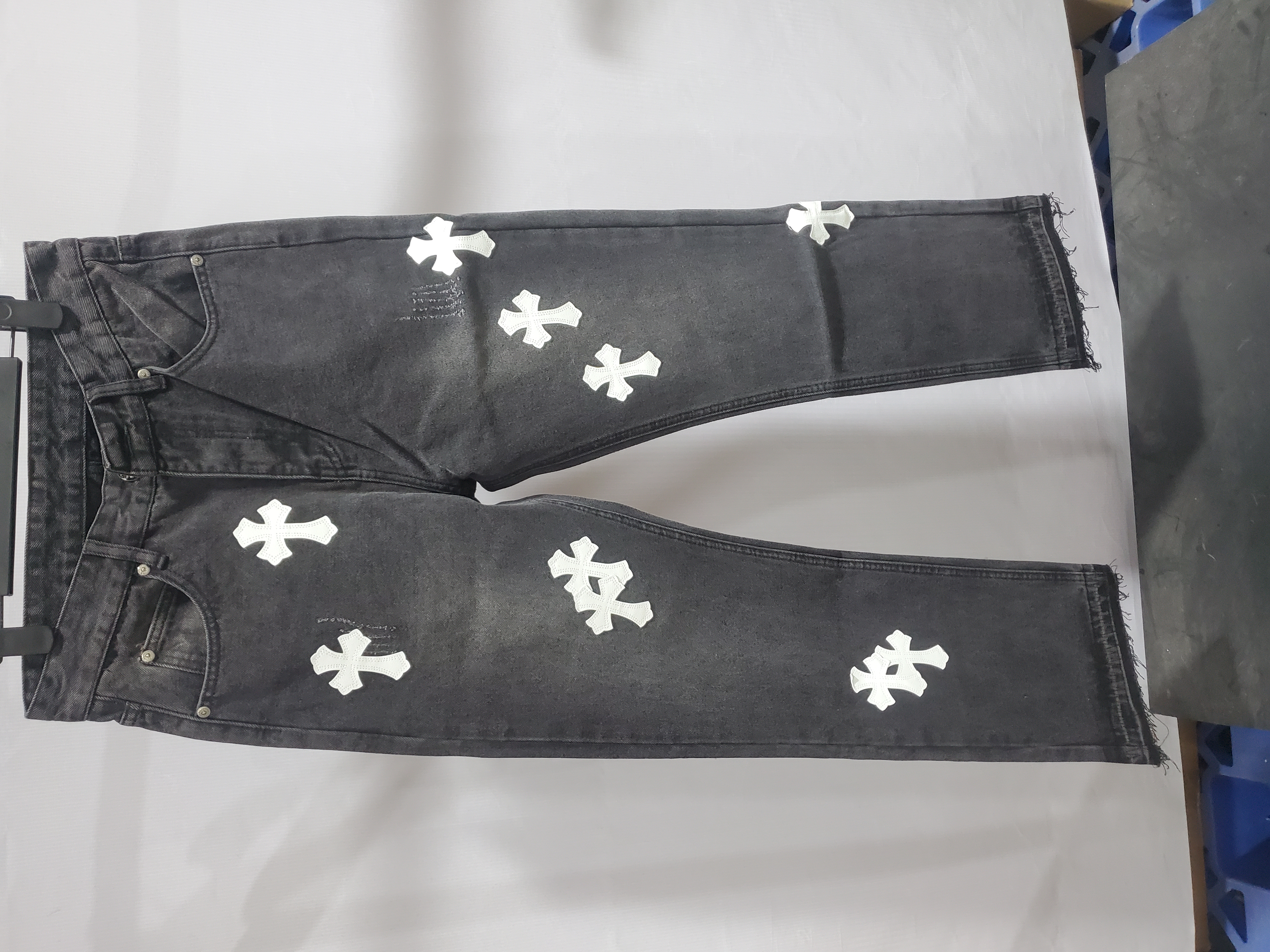Chrome Hearts White Leather Cross Jean CK 2402023014 review Stockxkicks 05