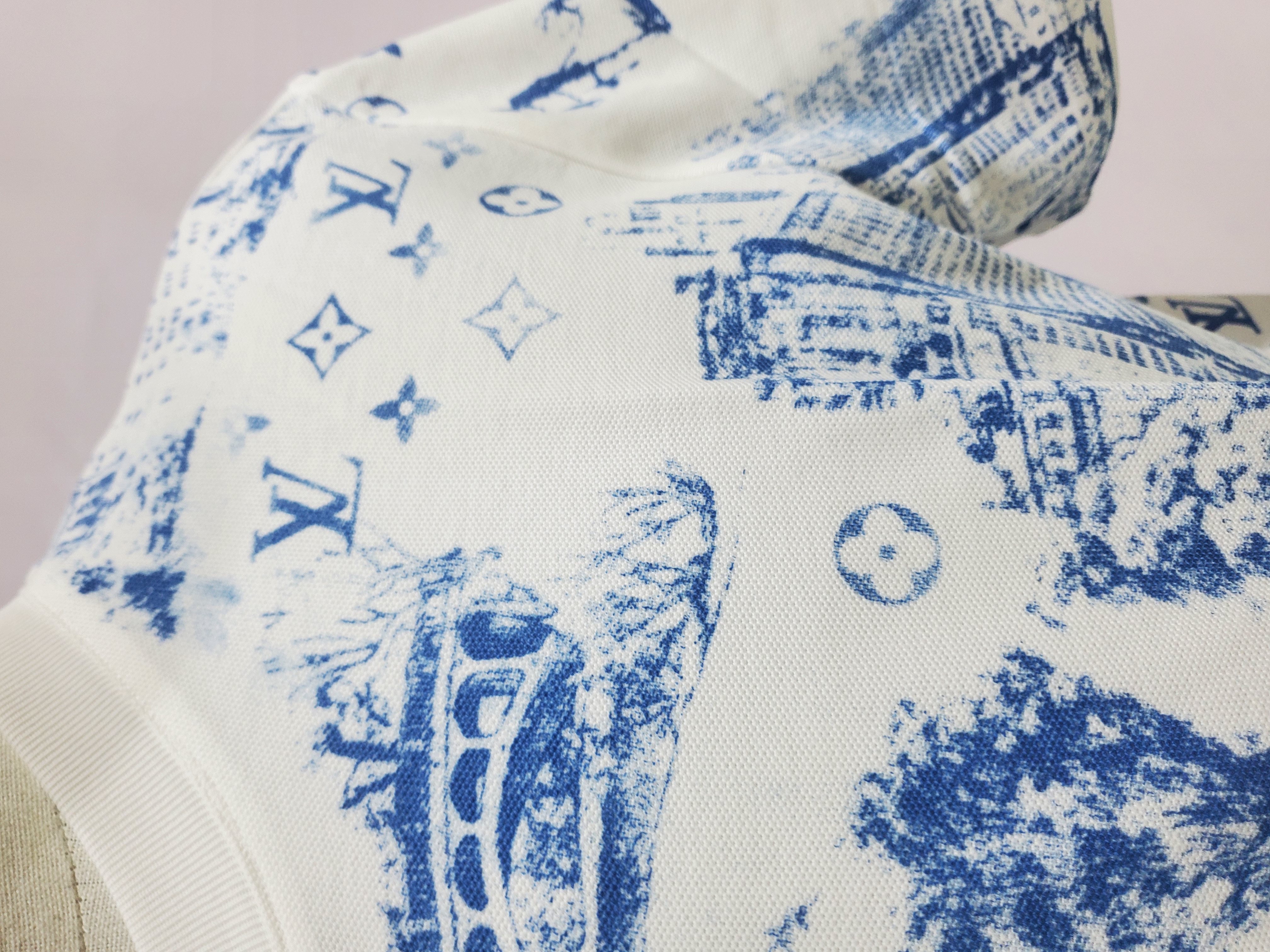 Louis Vuitton Dog Walking T-shirt review Stockxkicks 03