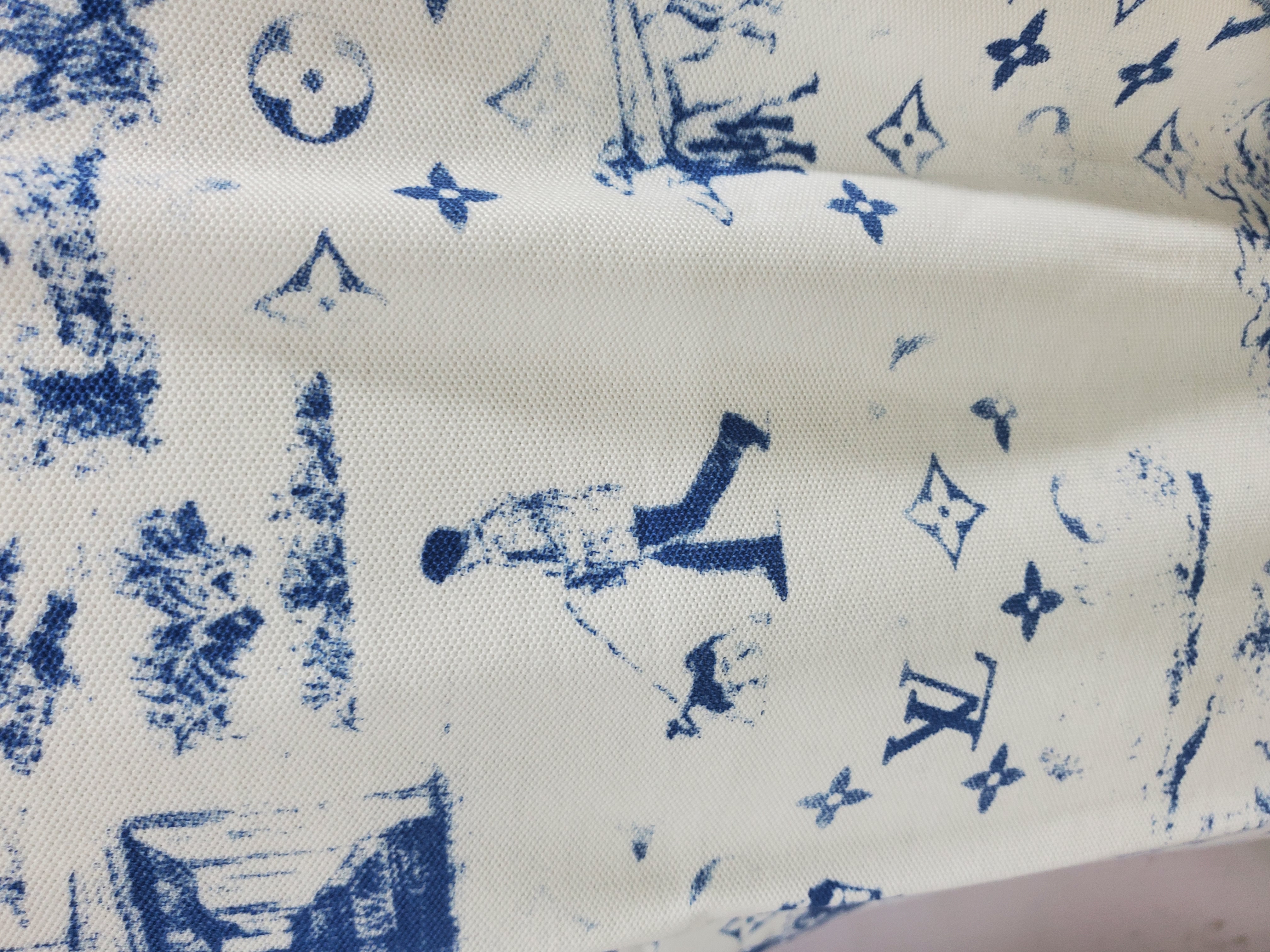 Louis Vuitton Dog Walking T-shirt review Stockxkicks 04